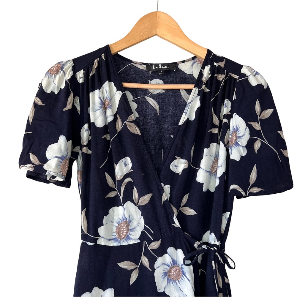 Lulus Wrap Dress - Picture 5 of 12